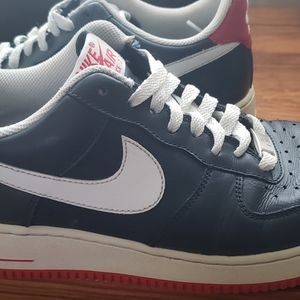Size 8 Nike Air Force 1 Shoes